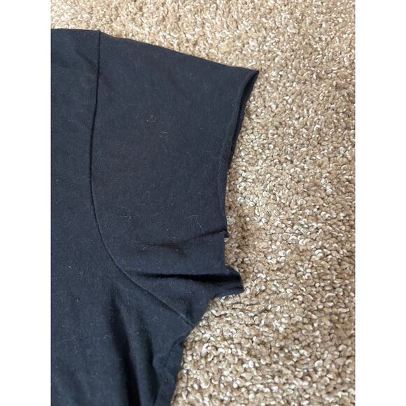 Next Level T-shirt black white hand print cutoff bottom and sleeves cropped - Picture 5 of 6